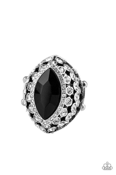 Paparazzi Royal Radiance - Black