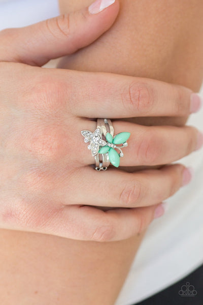 Paparazzi Flutter Flirt - Green