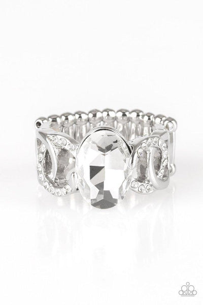Paparazzi Supreme Bling - White