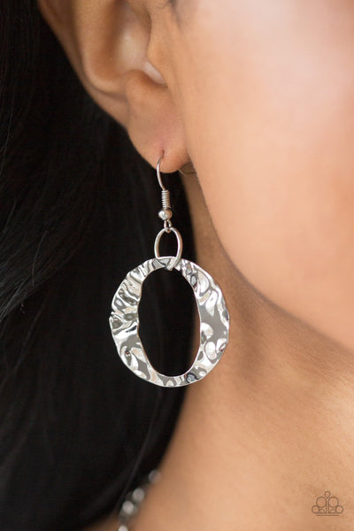 Paparazzi Capital Contour - Silver