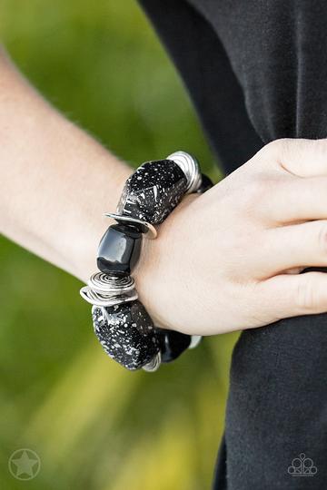 Paparazzi Glaze of Glory - Black Bracelet