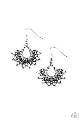 Paparazzi Gypsy Glitz - White