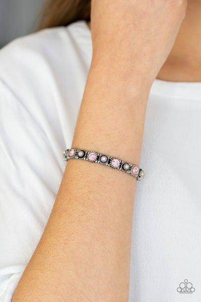 Paparazzi Heavy On The Sparkle - Pink