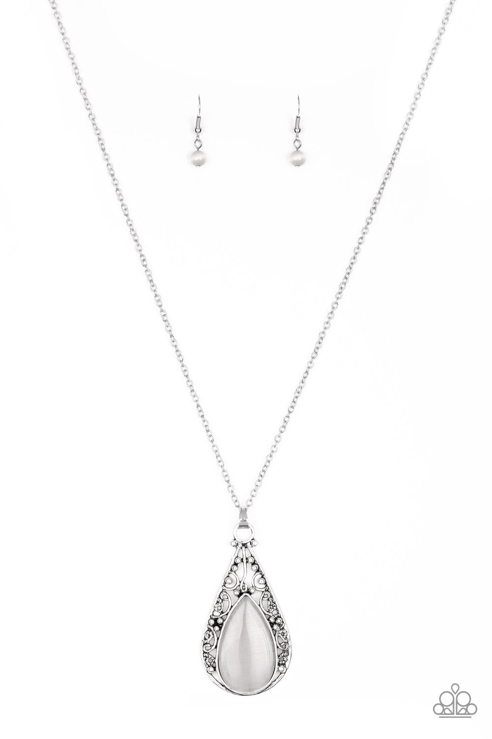 Paparazzi Enchanted Eden - Silver Necklace