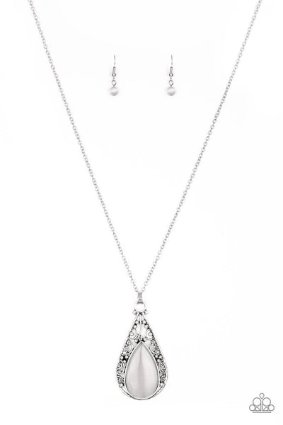 Paparazzi Enchanted Eden - Silver