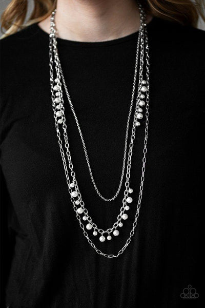 Paparazzi Pearl Pageant - White