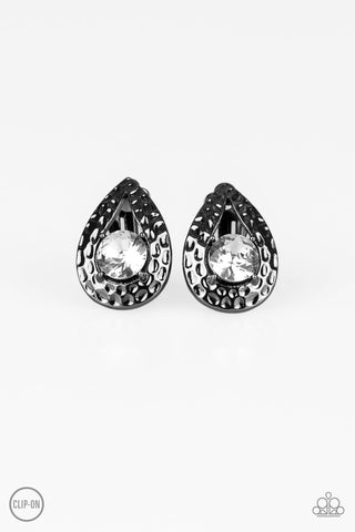 Paparazzi Elite Edge - Black Earrings