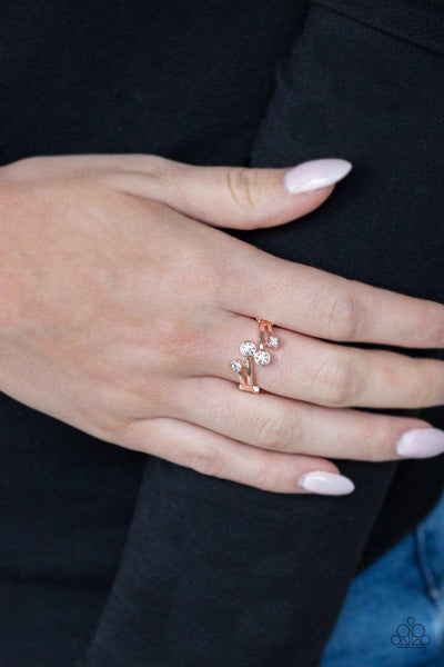 Paparazzi GLOWING Great Places - Rose Gold