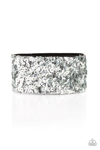 Paparazzi Starry Sequins - Silver