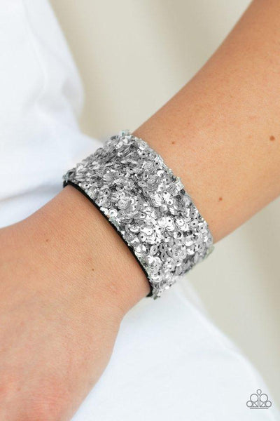 Paparazzi Starry Sequins - Silver