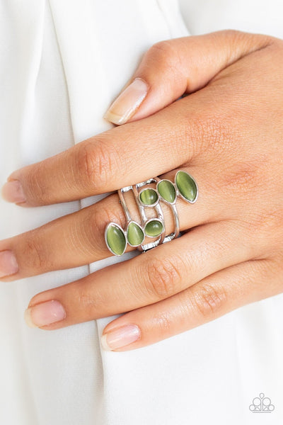 Paparazzi Wraparound Radiance - Green