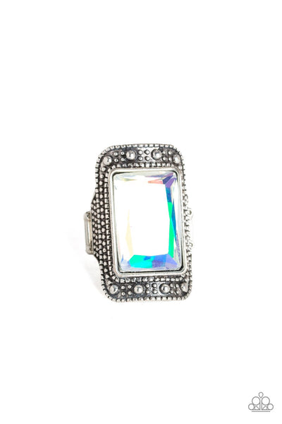 Paparazzi Very HEIR-descent - White
