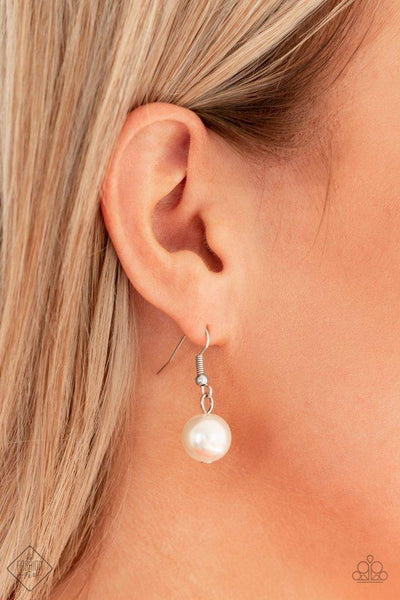 Paparazzi One-Way WALL STREET - White