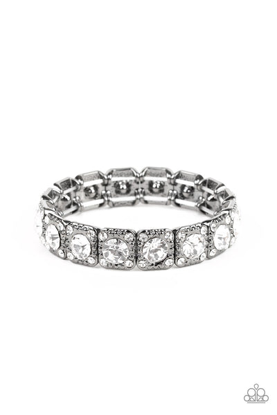 Paparazzi Blinged Out - Black
