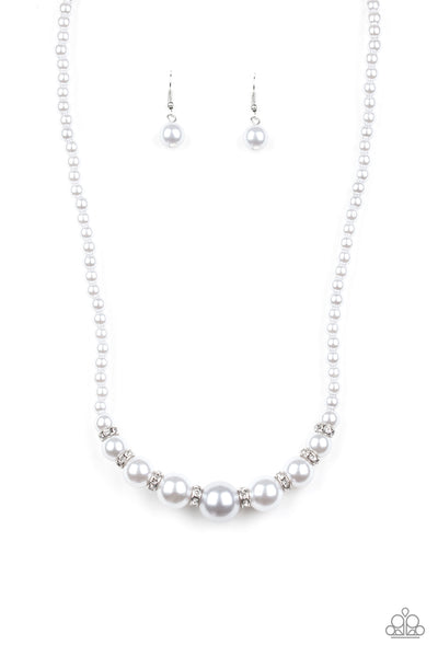 Paparazzi SoHo Sweetheart - White