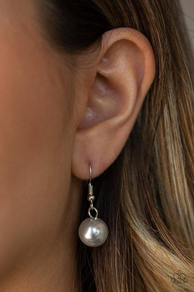 Paparazzi Charmingly Colorful - Silver