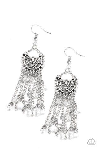 Paparazzi Daisy Daydream - White