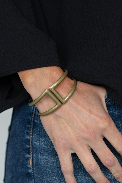 Paparazzi Geo Glam - Brass
