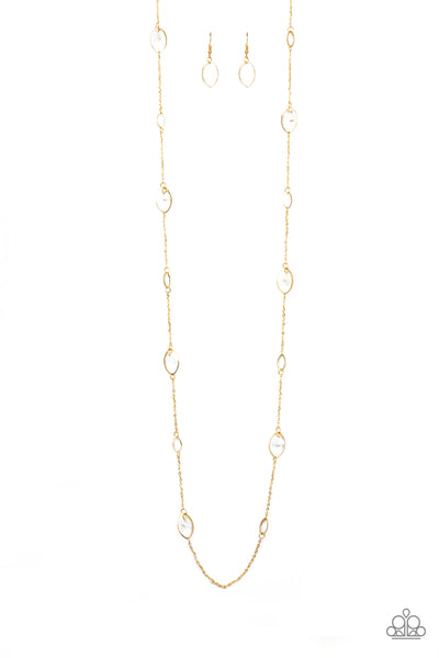 Paparazzi Rocky Razzle - White Necklace