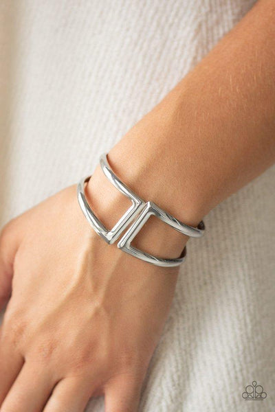 Paparazzi Geo Glam - Silver