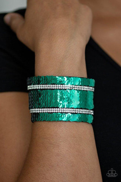 Paparazzi MERMAID Service - Green Bracelet