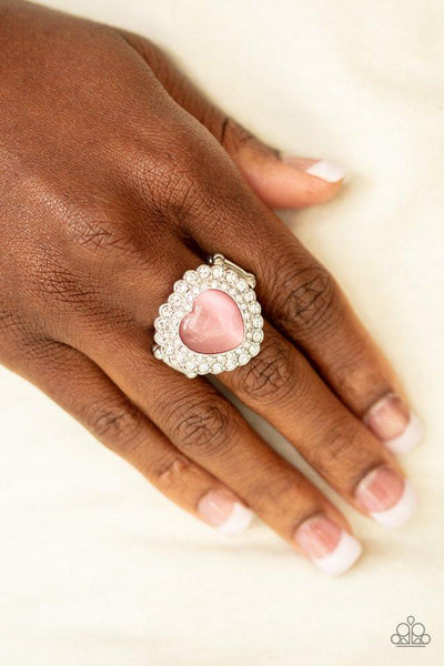 Paparazzi Lovely Luster - Pink
