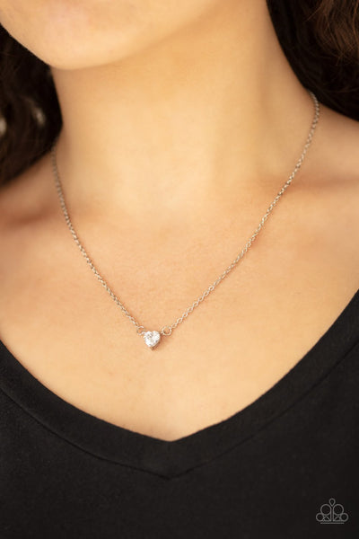 Paparazzi Heartbeat Bling - White
