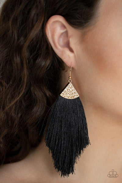 Paparazzi Tassel Tempo - Gold
