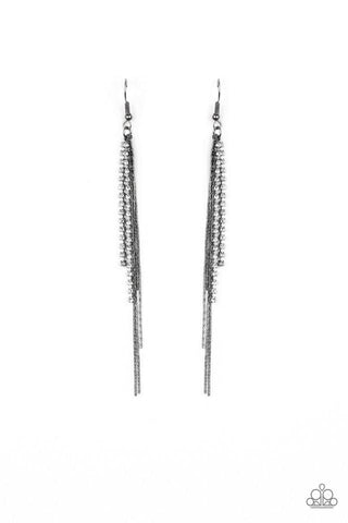 Paparazzi REIGN Check - Black Earrings