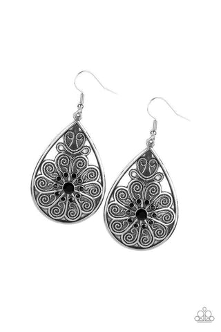 Paparazzi Banquet Bling - Black