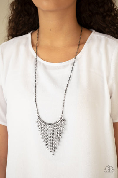 Paparazzi Glitter Bomb - Black Necklace