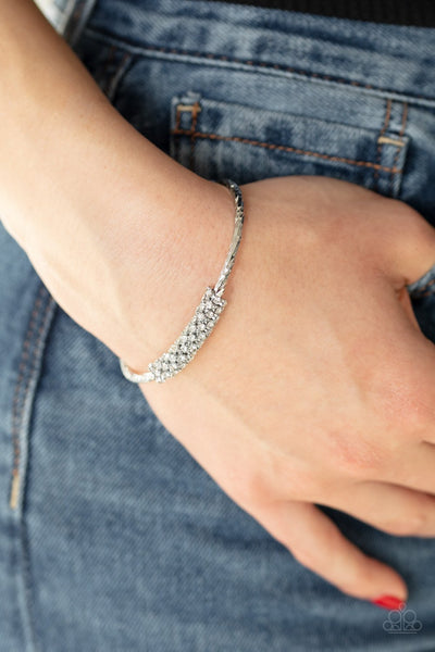 Paparazzi Twinkling Twist - White