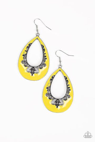 Paparazzi Compliments To The CHIC - Yellow
