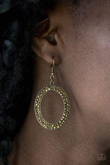 Paparazzi Go Down In Glitter - Brass