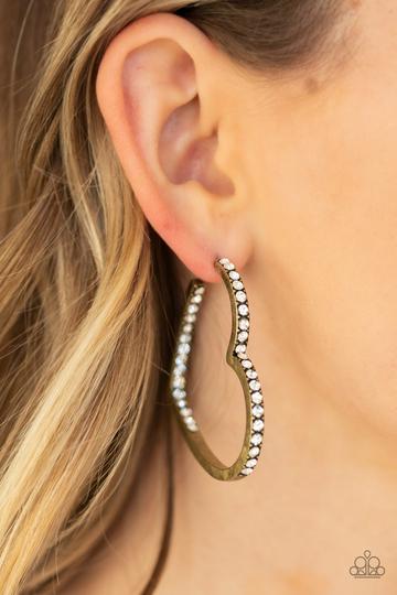 Paparazzi Heartbreaker - Brass Earrings