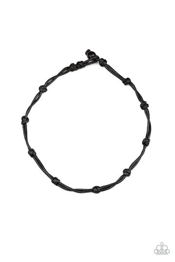 Paparazzi In or SCOUT - Black