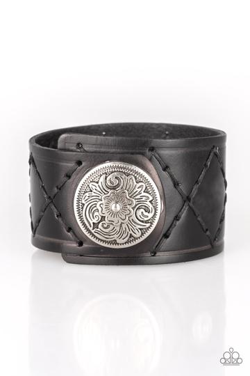 Paparazzi Badlands Bandit - Black