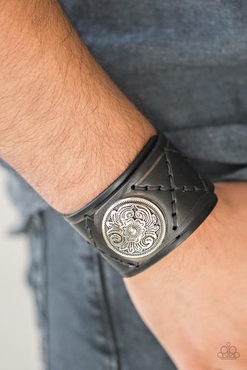 Paparazzi Badlands Bandit - Black