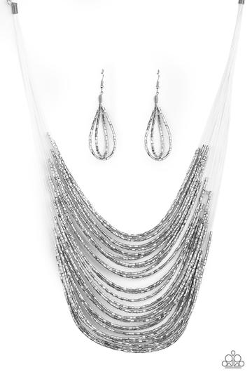 Paparazzi Catwalk Queen - Silver