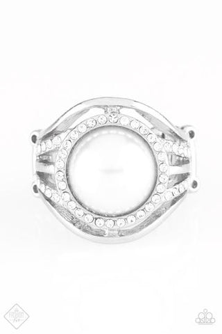 Paparazzi Pampered In Pearls - White