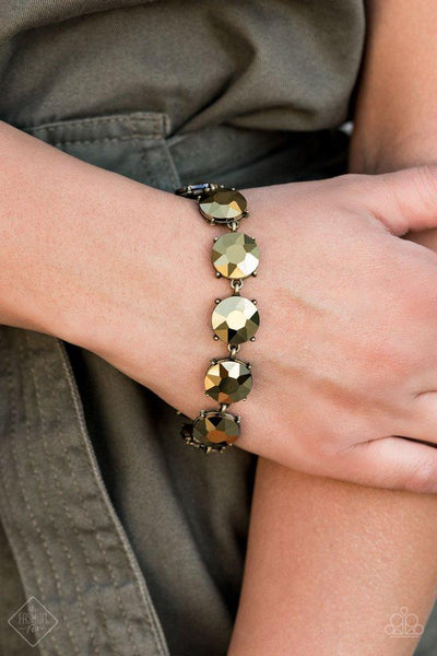 Paparazzi Fabulously Flashy - Brass Bracelet