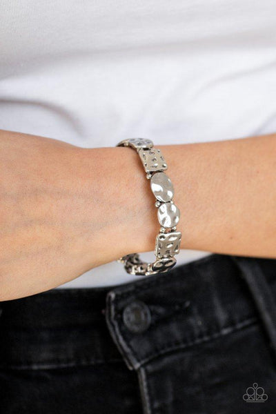 Paparazzi Hammered Harmony - Silver