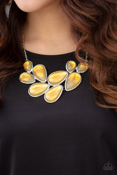 Paparazzi Iridescently Irresistible - Yellow