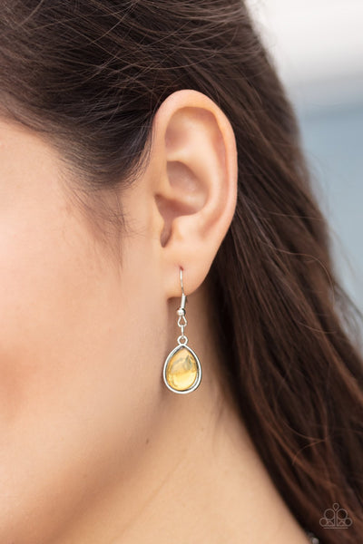 Paparazzi Iridescently Irresistible - Yellow