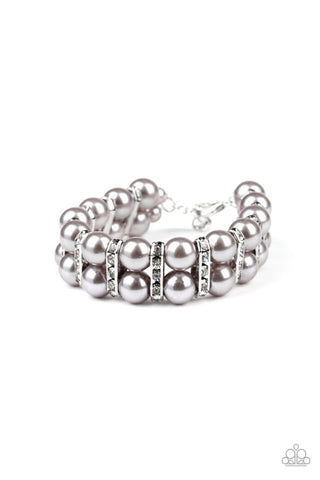 Paparazzi Glowing Glam - Silver