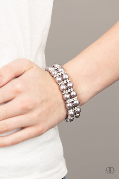 Paparazzi Glowing Glam - Silver