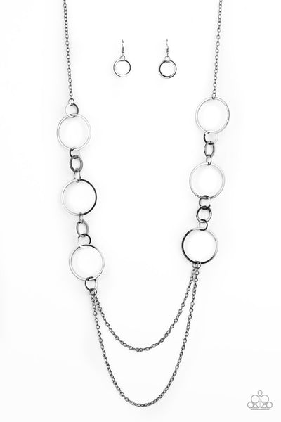 Paparazzi Basic Babe - Black Necklace