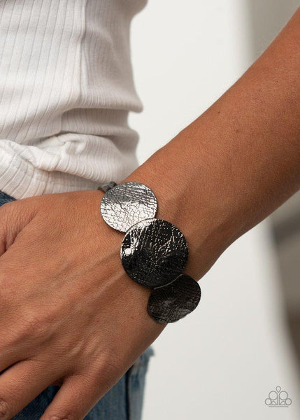 Paparazzi Urban Aftershock - Black Bracelet
