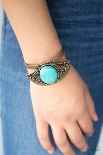 Paparazzi Desert Nature - Brass Bracelet