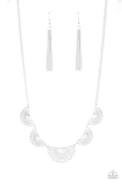 Paparazzi Fanned Out Fashion - Silver